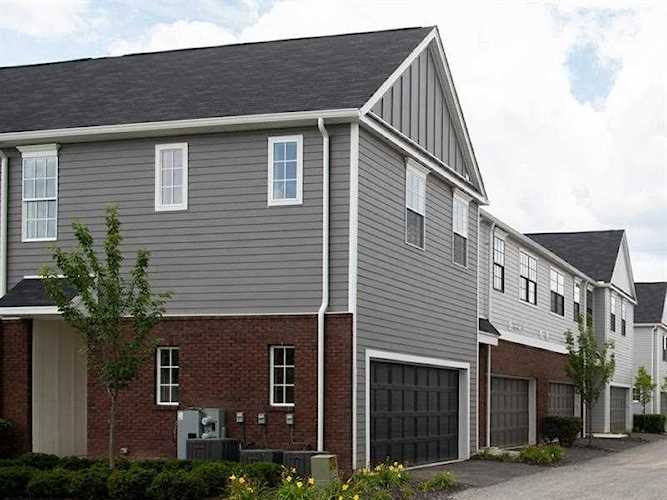 1403 Hastings Crescent Bridgeville, PA 15017