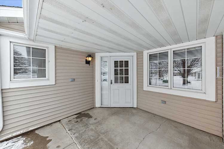 1952 Granite Avenue N Oakdale, MN 55128