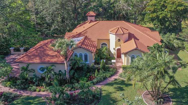 63 Sugar Mill Dr Osprey, FL 34229