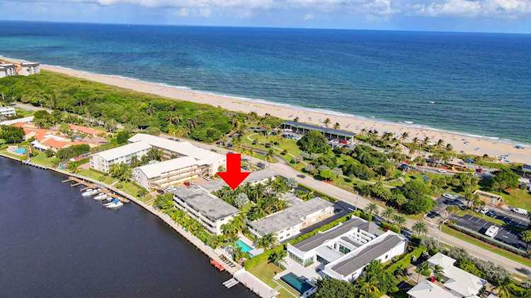 6520 N Ocean Boulevard #21 Ocean Ridge, FL 33435