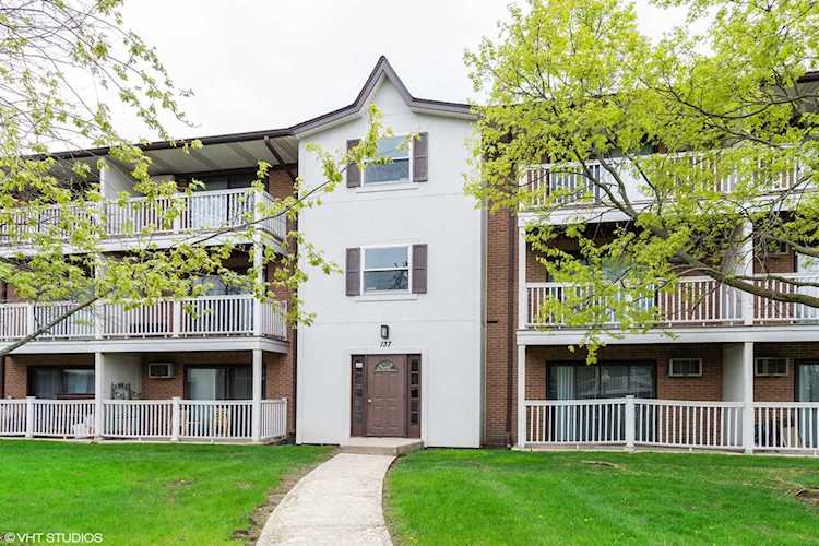 137 Gregory St #10 Aurora, IL 60504