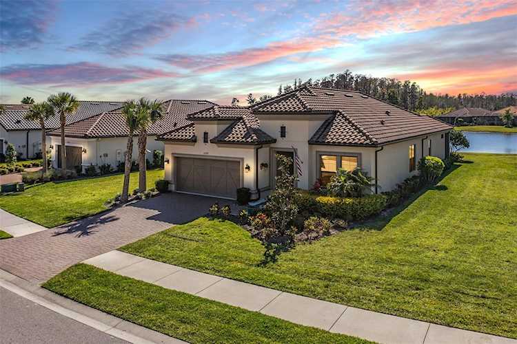 11374 Juglans Dr Odessa, FL 33556