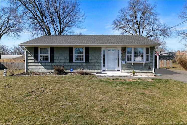 27 Windsong Lane Milford, CT 06460