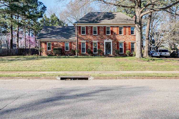 182 E Powell Rd Collierville, TN 38017