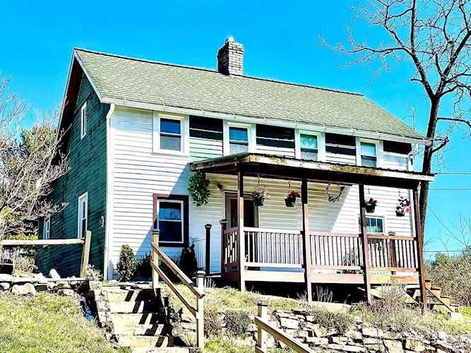 115 E Elm Street Shawnee, OH 43782
