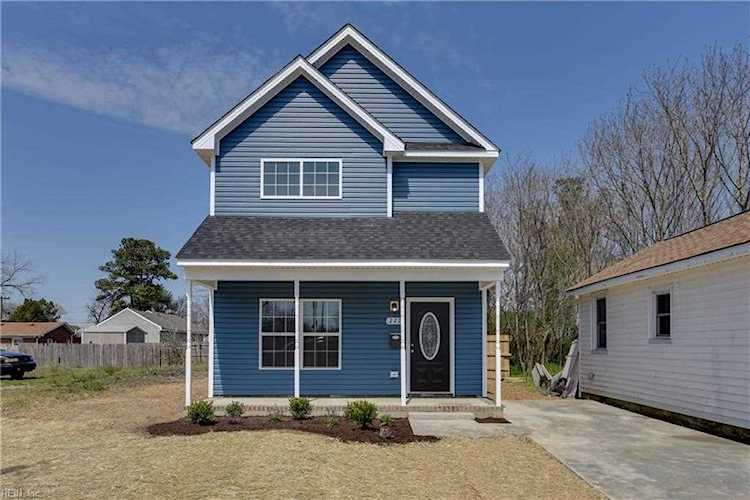 455 Briggs St Suffolk, VA 23434