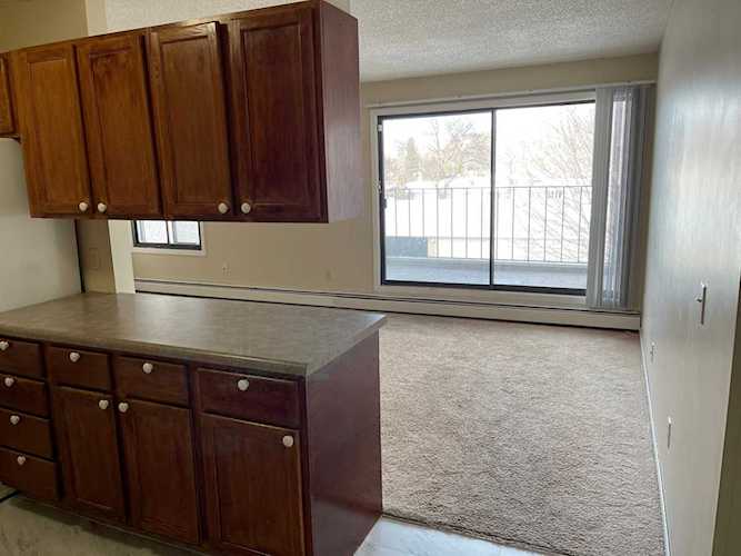 4110 Rahn Road #A205 Eagan, MN 55122 | MLS 6325828 Photo 1