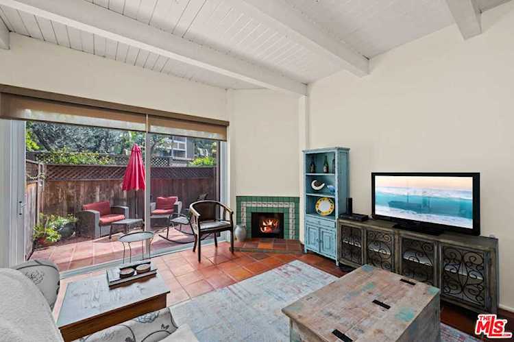 6245 Green Valley Circle Culver City, CA 90230