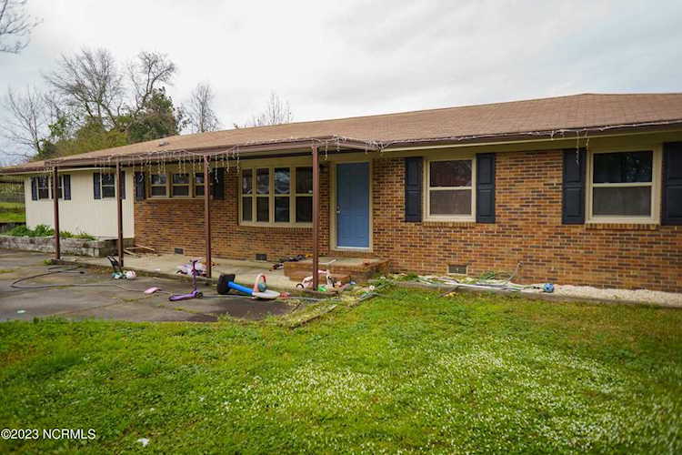 109 Yorkshire Drive Jacksonville, NC 28546