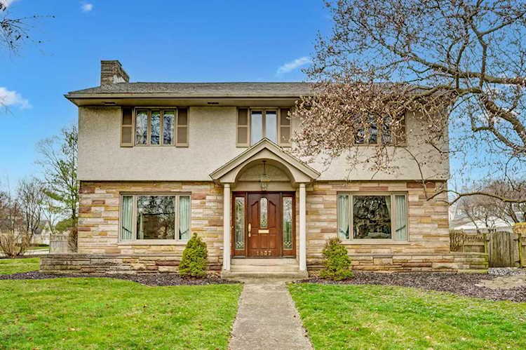 1837 Andover Road Upper Arlington, OH 43212