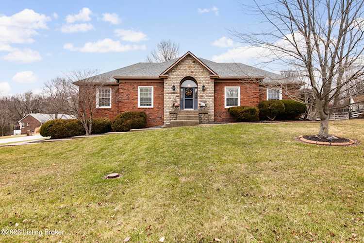 5109 Heather Hill Rd La Grange, KY 40031