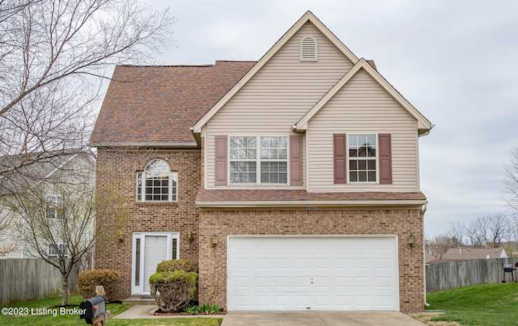 6903 Woodhaven Place Dr Louisville, KY 40228