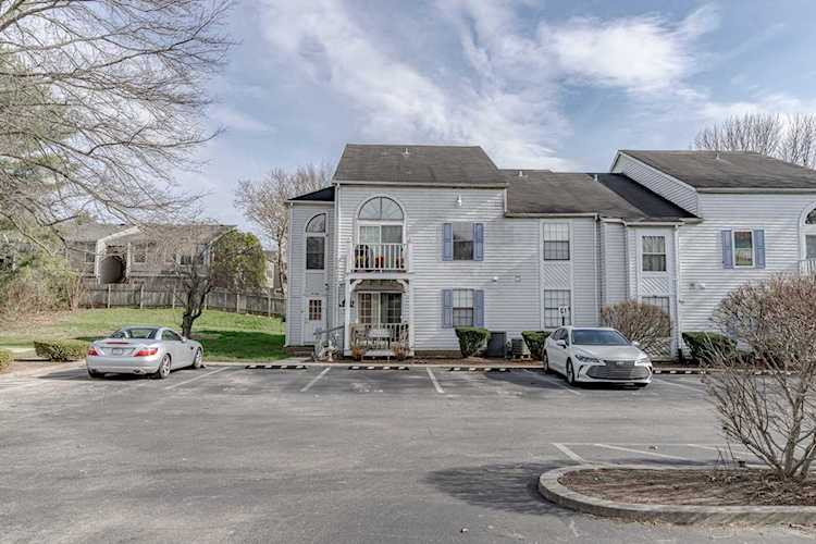 404 Bainbridge Ct Lexington, KY 40509