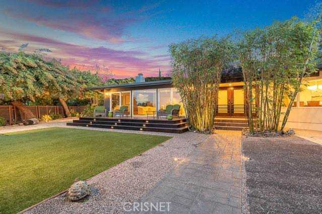 3831 Scadlock Ln Sherman Oaks, CA 91403