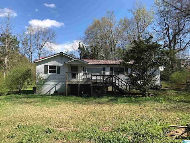 1305 Peaceburg Road in Weaver, AL Photo 1