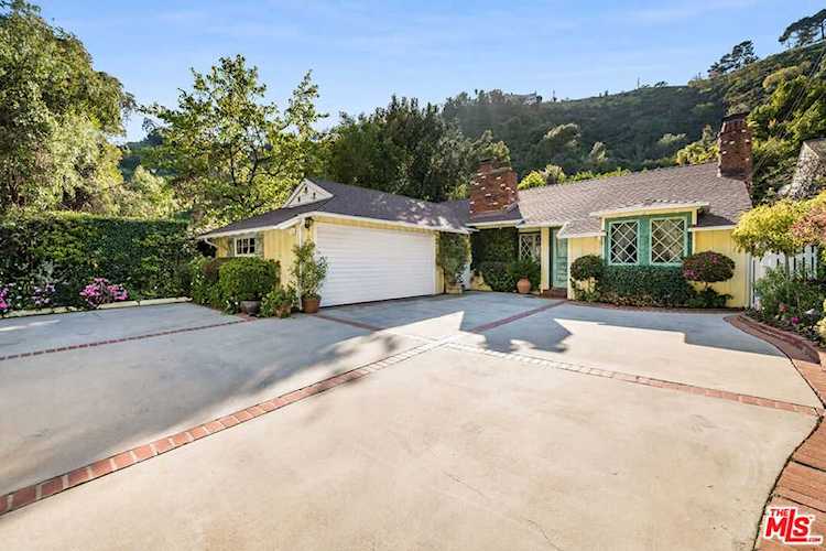 1725 Franklin Canyon Dr Beverly Hills, CA 90210