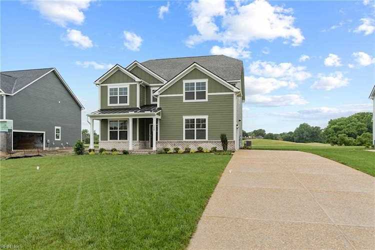 124 Royal Blackheath Cove Smithfield, VA 23430 | MLS 10473947 Photo 1