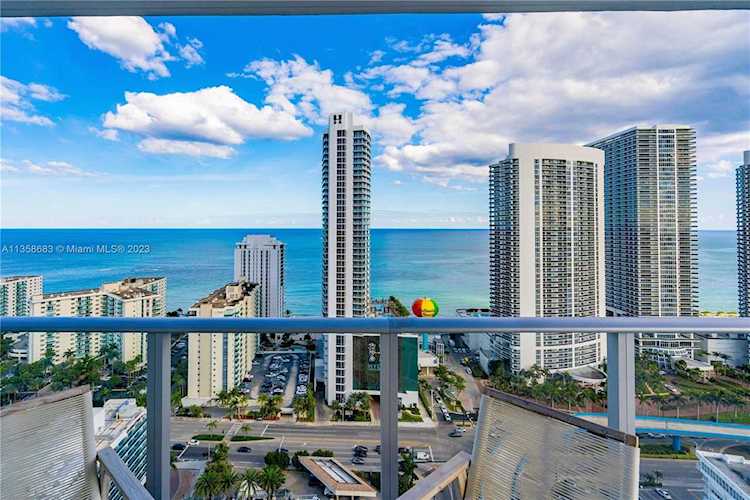 4010 S Ocean Dr #2709 Hollywood, FL 33019