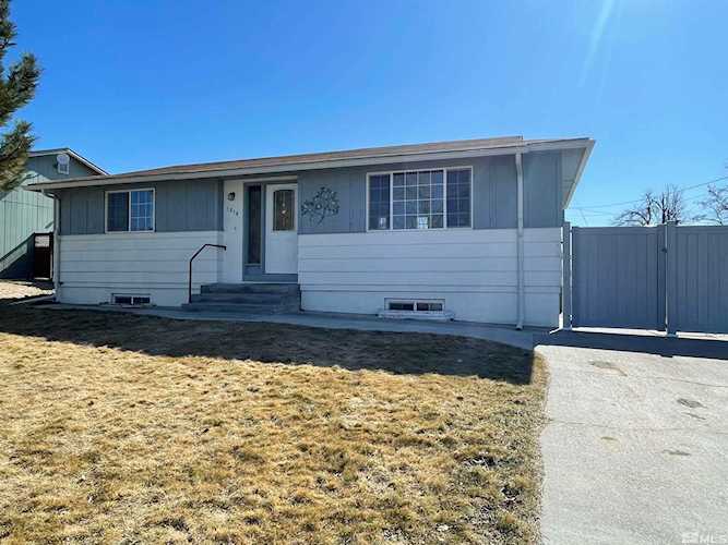 1218 Melarkey Winnemucca, NV 89445