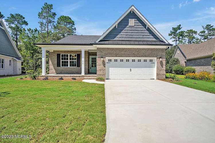 1218 Mandevilla Drive Bolivia, NC 28422