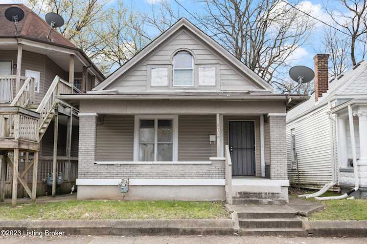 2726 W Madison St Louisville, KY 40211