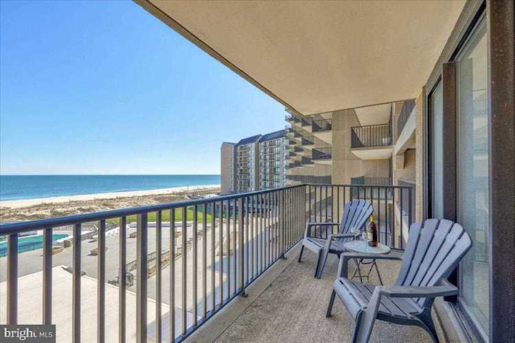 401 N Edgewater House Rd #401N Bethany Beach, DE 19930