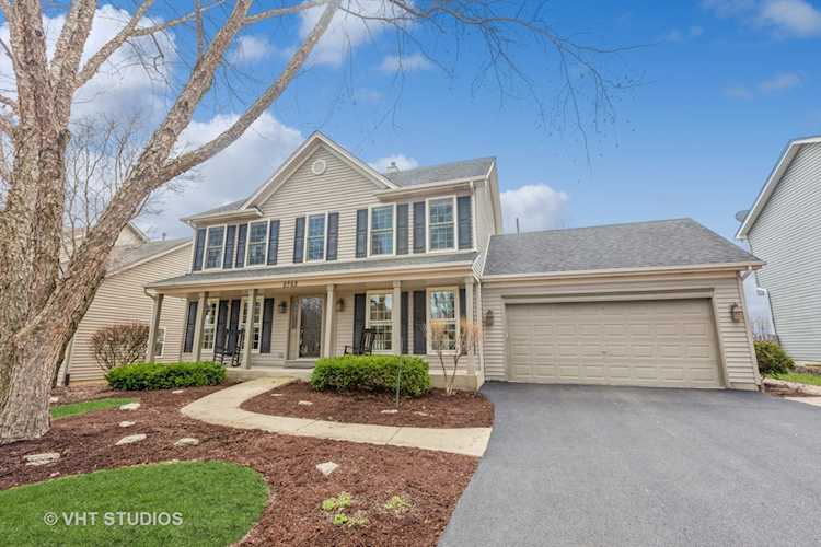 2762 Miller Rd Geneva, IL 60134