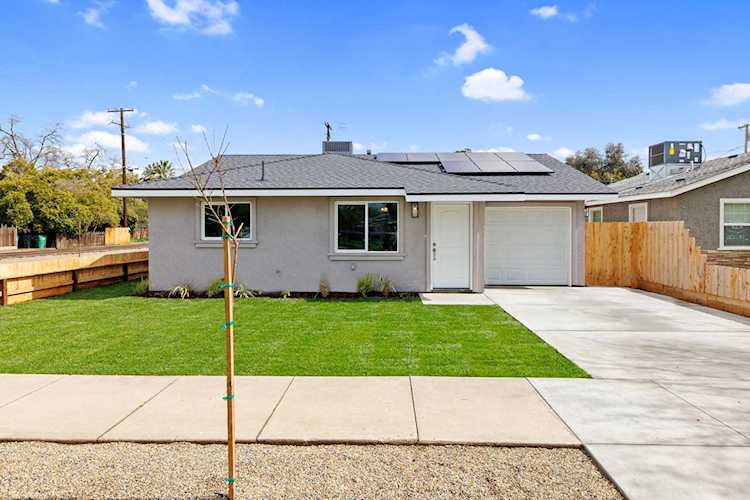 255 N B St Exeter, CA 93221 | MLS 222688 Photo 1