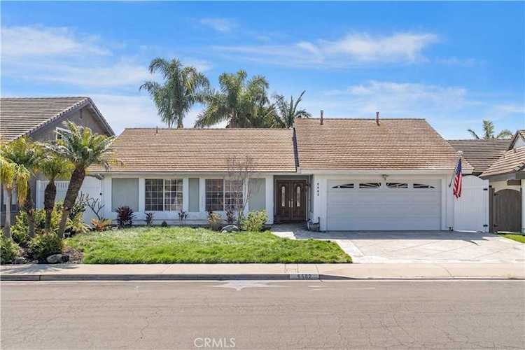 5582 Ludlow Circle Huntington Beach, CA 92649