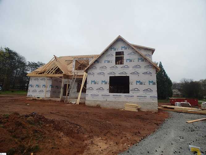 7 Nigh Oak Trace Greer, SC 29651