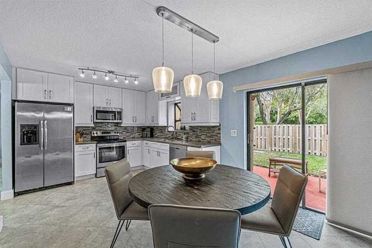 22347 Thousand Pines Lane Boca Raton, FL 33428