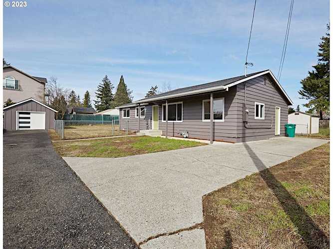 2339 SE 139th AVE Portland, OR 97233