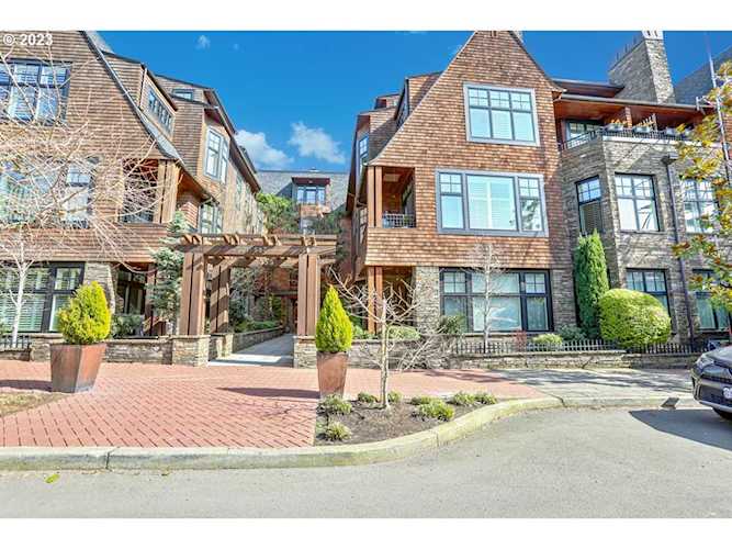 567 2nd ST Lake Oswego, OR 97034
