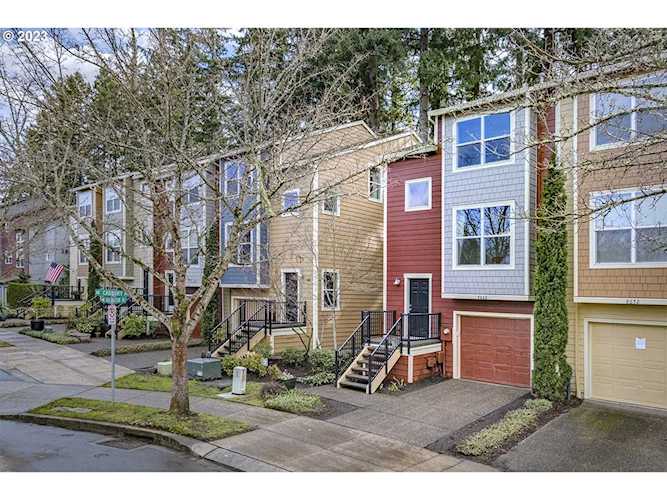 8666 NE Adlington ST Hillsboro, OR 97006