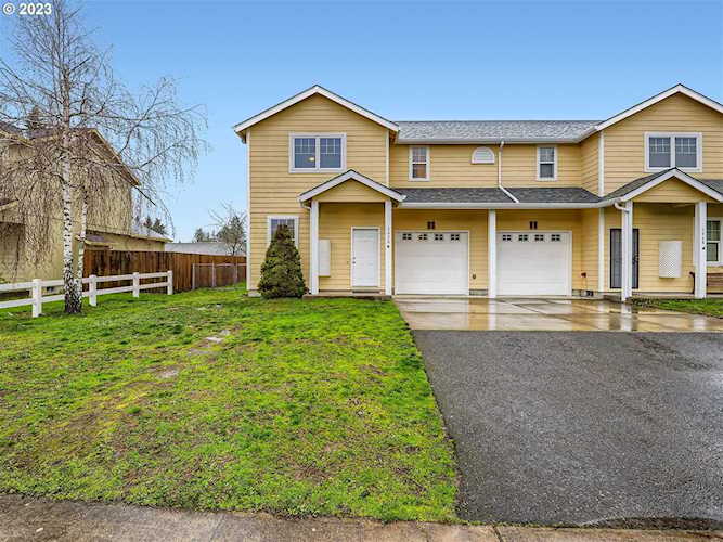 3926 SE 125th AVE Portland, OR 97236