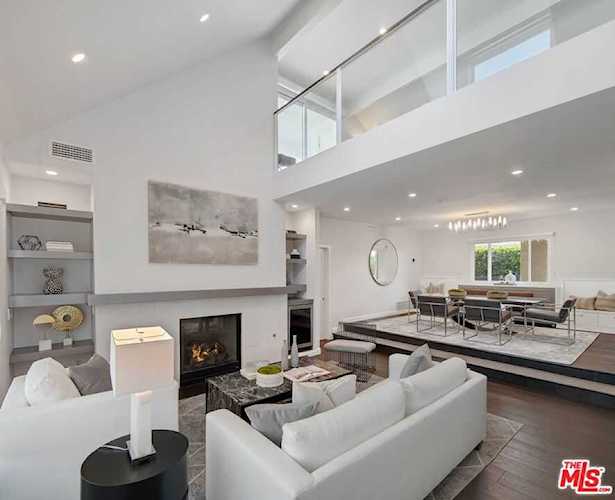 1247 10th St #6 Santa Monica, CA 90401