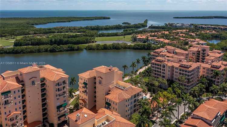 13637 Deering Bay Dr #261 Coral Gables, FL 33158