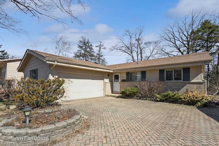 6013 Osage Ave Downers Grove, IL 60516