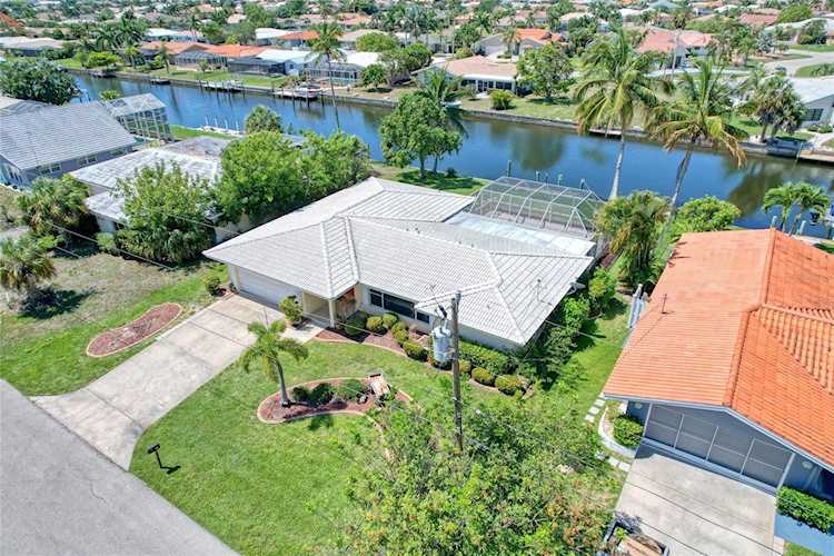281 Capri Isles Ct Punta Gorda, FL 33950