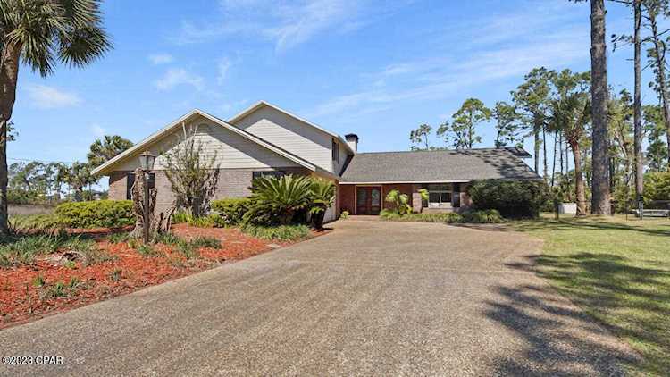 3022 W 30th Ct Panama City FL 32405 738859 Kings Point home for sale $720,000Beautiful open concept home in the heart of King's Point with shallow water bayou and St. Andrew's... Photo 1
