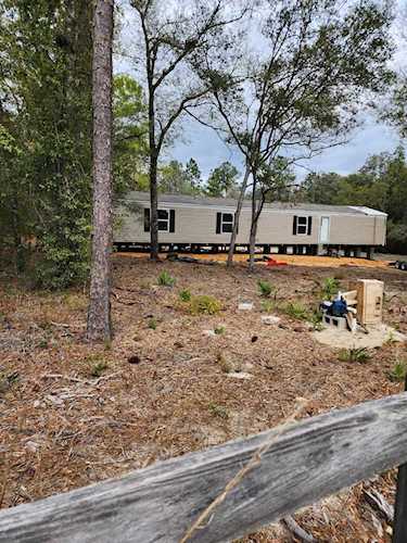 18334 NW Burnt Bridge Rd Telogia, FL 32360