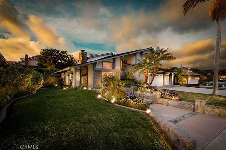 21501 Countryside Dr Lake Forest, CA 92630