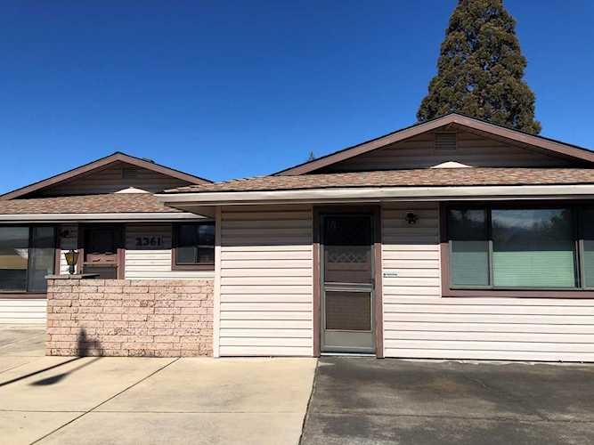 2361 Delta Waters Rd Medford, OR 97504