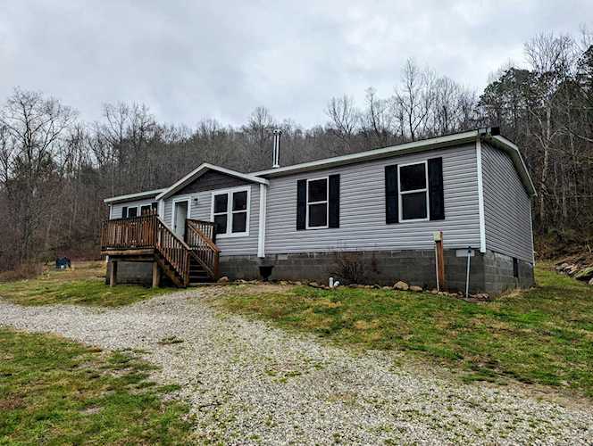 172 Old Island City Rd Tyner, KY 40486