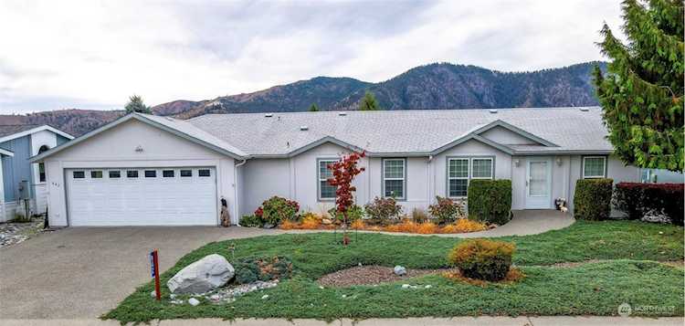 942 Sunrise Dr Manson, WA 98831