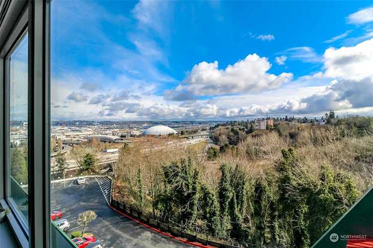3201 Pacific Ave #406 Tacoma, WA 98418