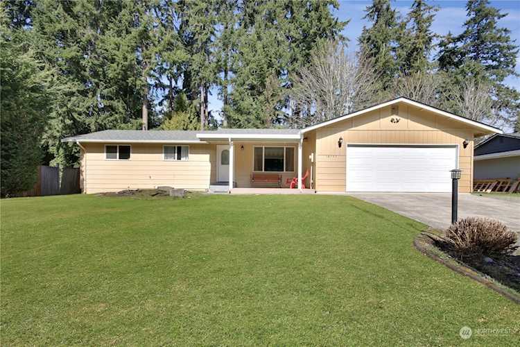 18707 59th St E Lake Tapps, WA 98391