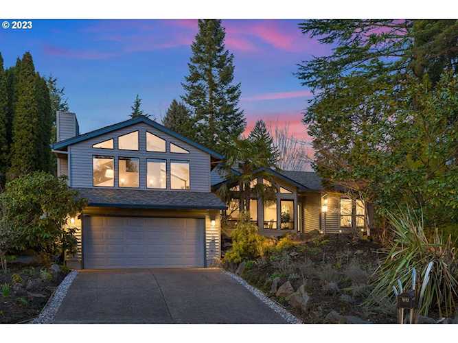 4199 Fruitwood CT Lake Oswego, OR 97035