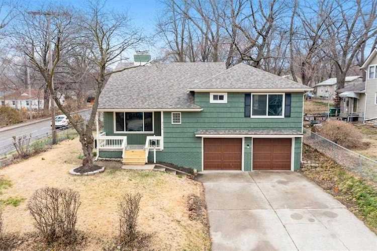 4778 Mission Rd Roeland Park, KS 66205