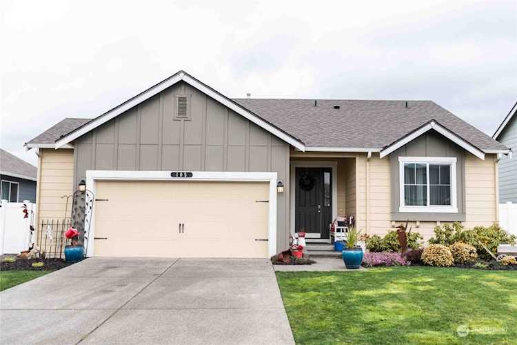 105 Walnut Ave SW Orting, WA 98360